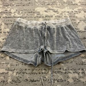 Grey hard tail shorts XL